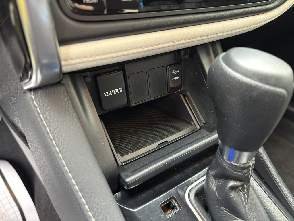 2016 Scion iM Base photo 13
