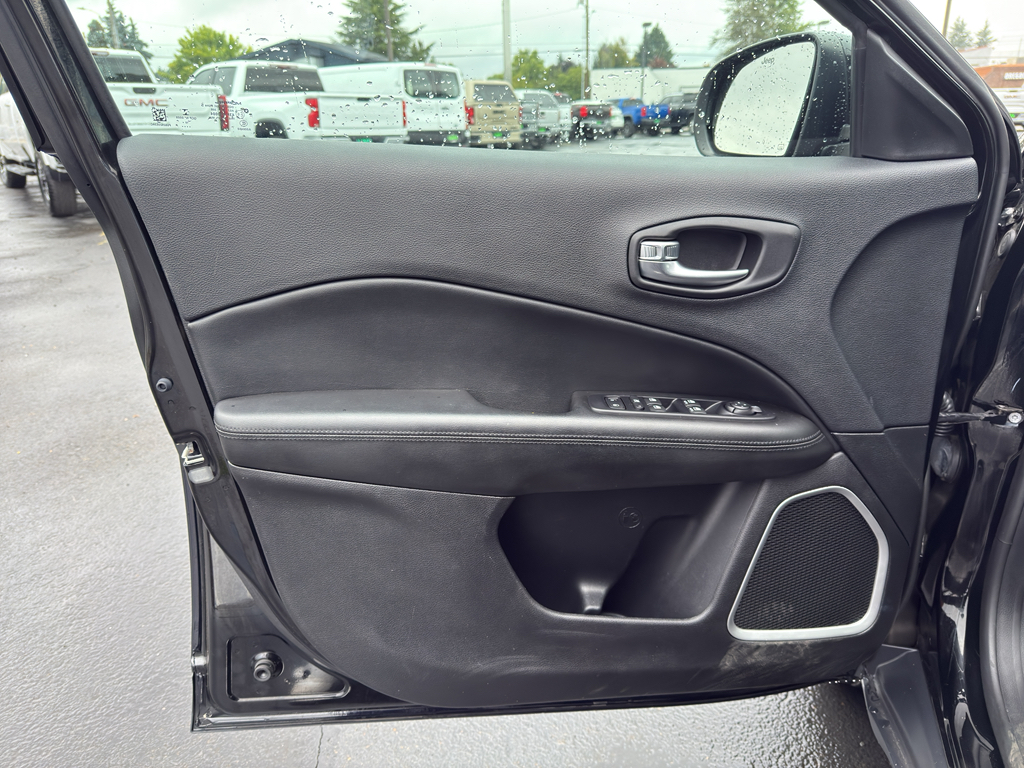 2019 Jeep Compass North Edition Latitude photo 4