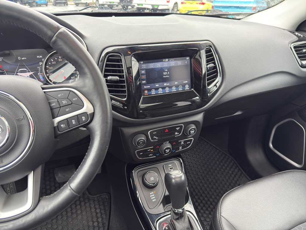 2019 Jeep Compass North Edition Latitude photo 3