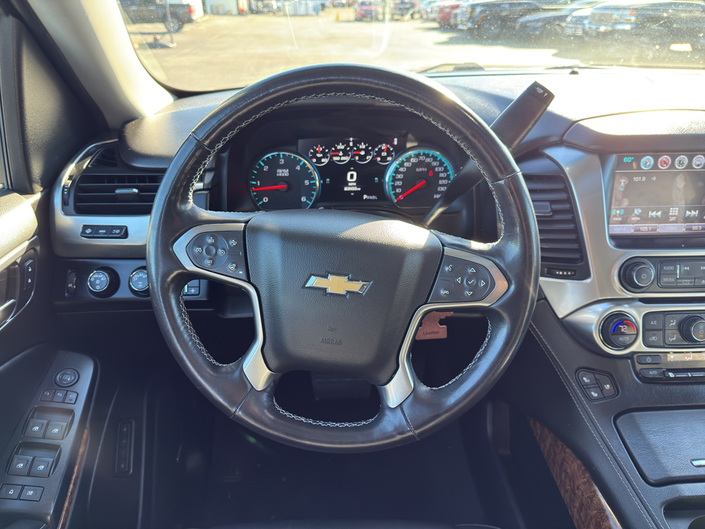 2019 Chevrolet Tahoe Premier photo 3