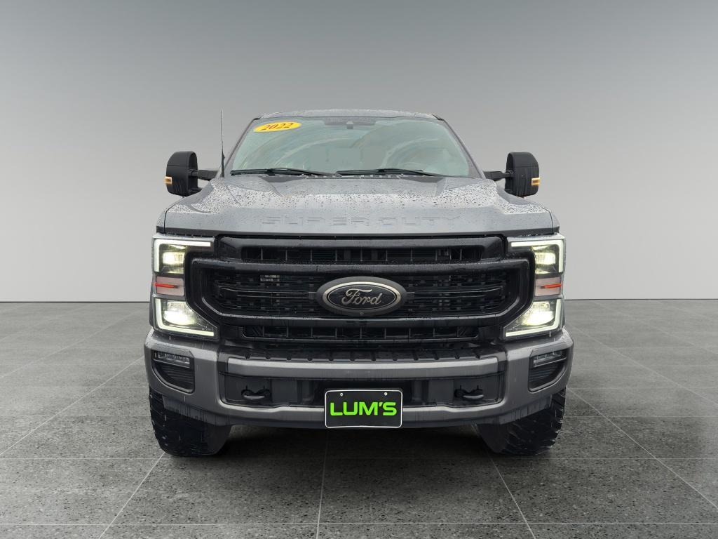 2022 Ford F-250 Lariat photo 2