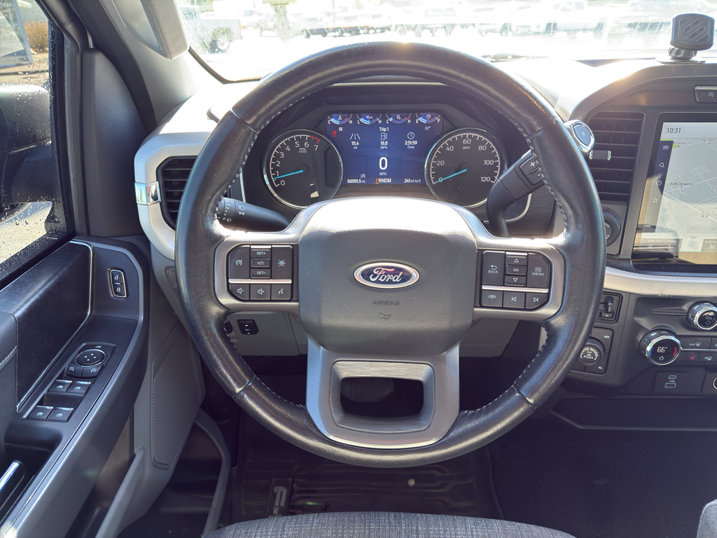 2021 Ford F-150 XLT photo 4
