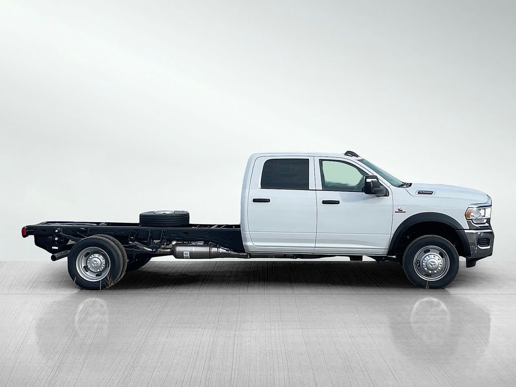 New 2024 Ram 5500 Chassis Truck