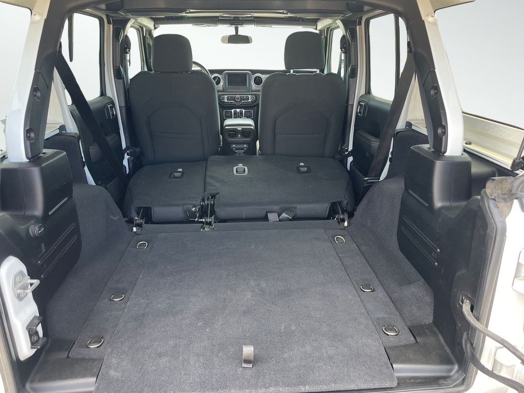 Used 2021 Jeep Wrangler SUV