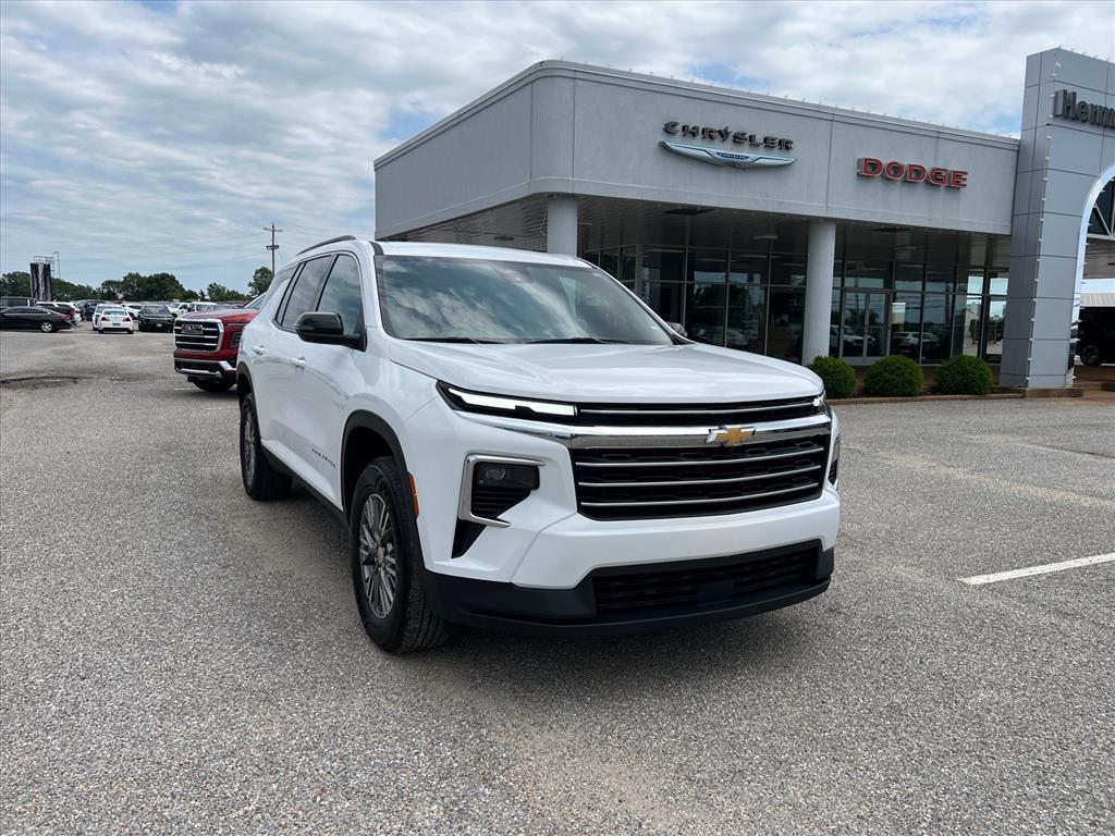 2025 Chevrolet Traverse FWD LT