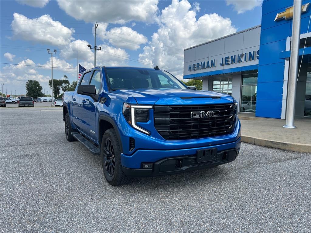 2023 GMC Sierra Elevation