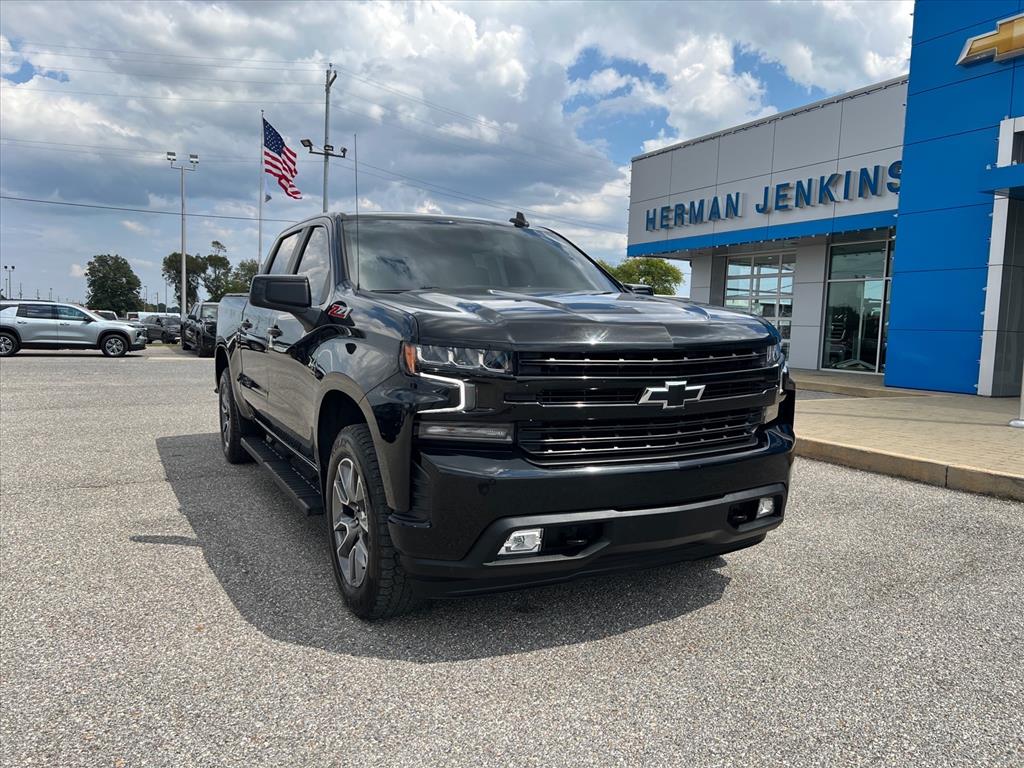 2022 Chevrolet Silverado RST