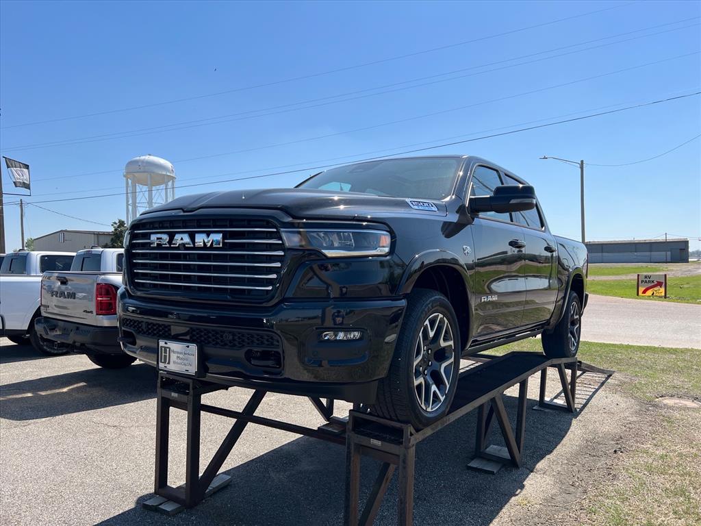 2026 Ram 1500 LARAMIE 4X4 CREW CAB 57
