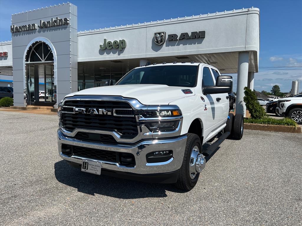 2026 Ram 3500 Chassis Tradesman