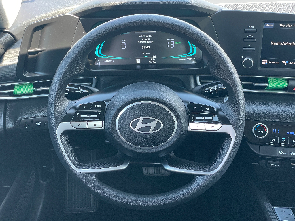 2026 Hyundai Elantra Hybrid image 5