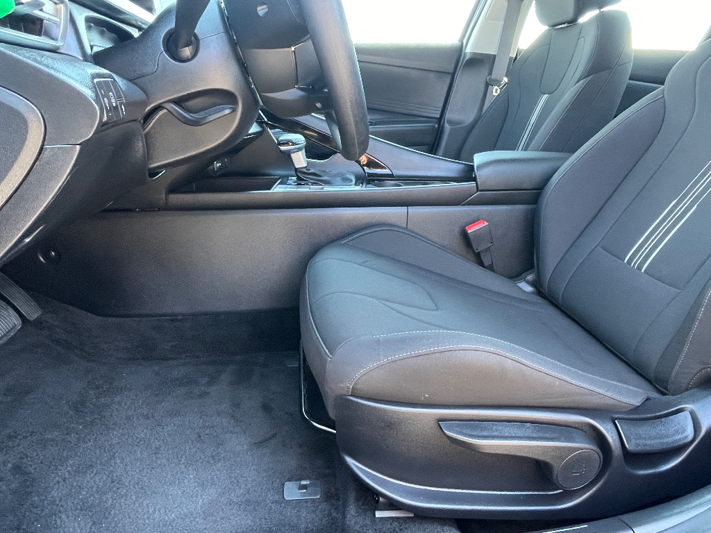 2026 Hyundai Elantra Hybrid image 13