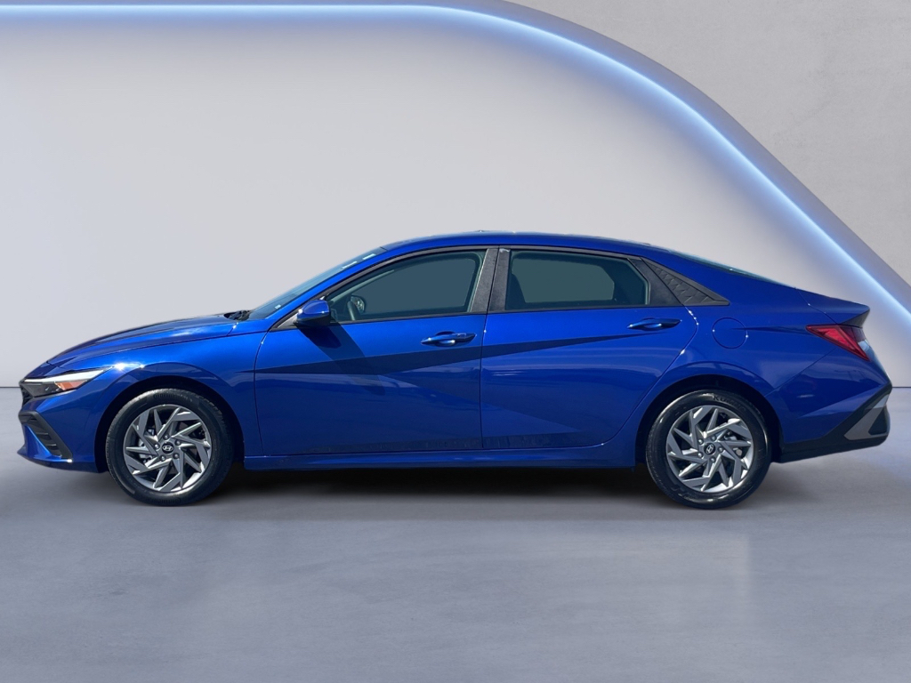 2026 Hyundai Elantra Hybrid image 19