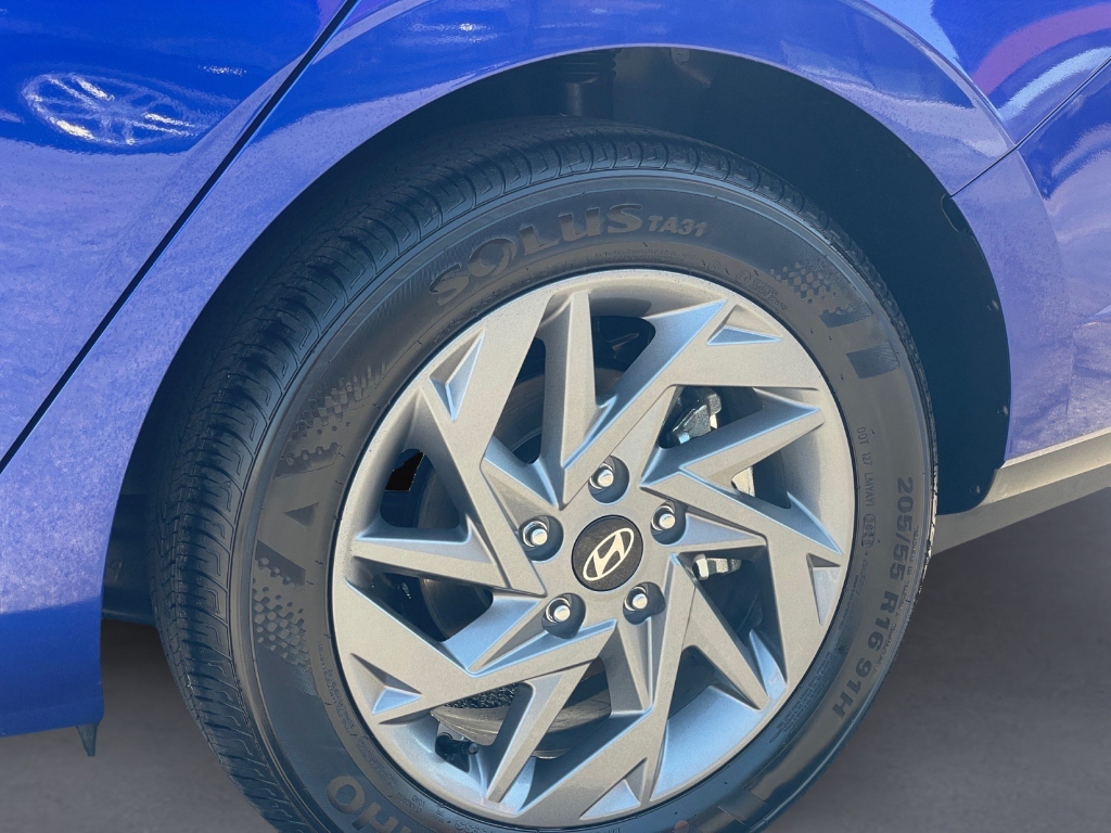 2026 Hyundai Elantra Hybrid image 22
