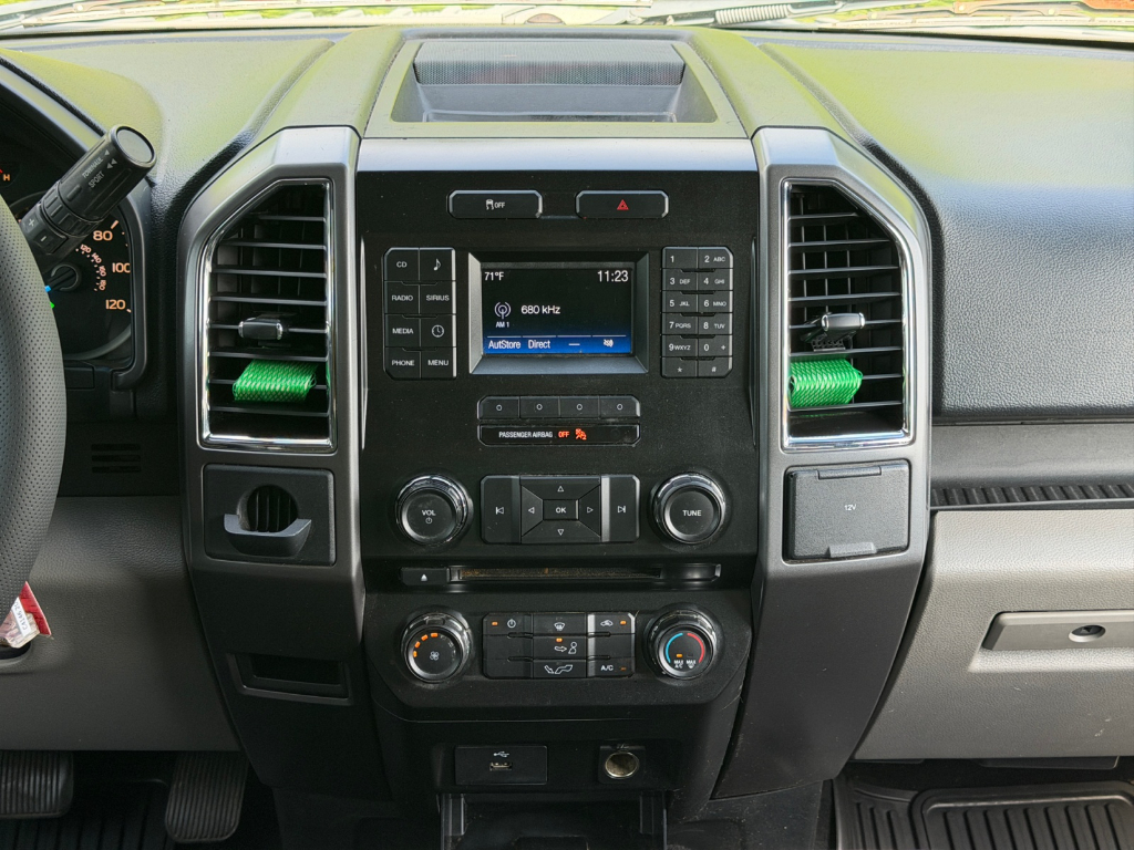 2016 Ford F-150 image 16