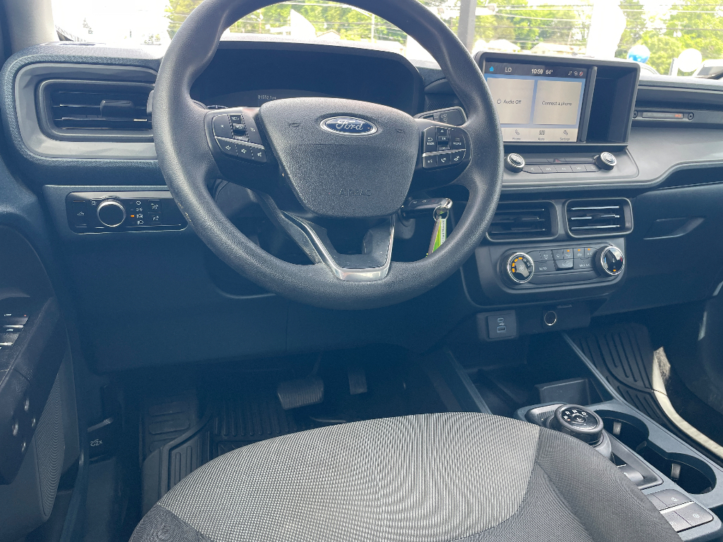 2023 Ford Maverick image 2
