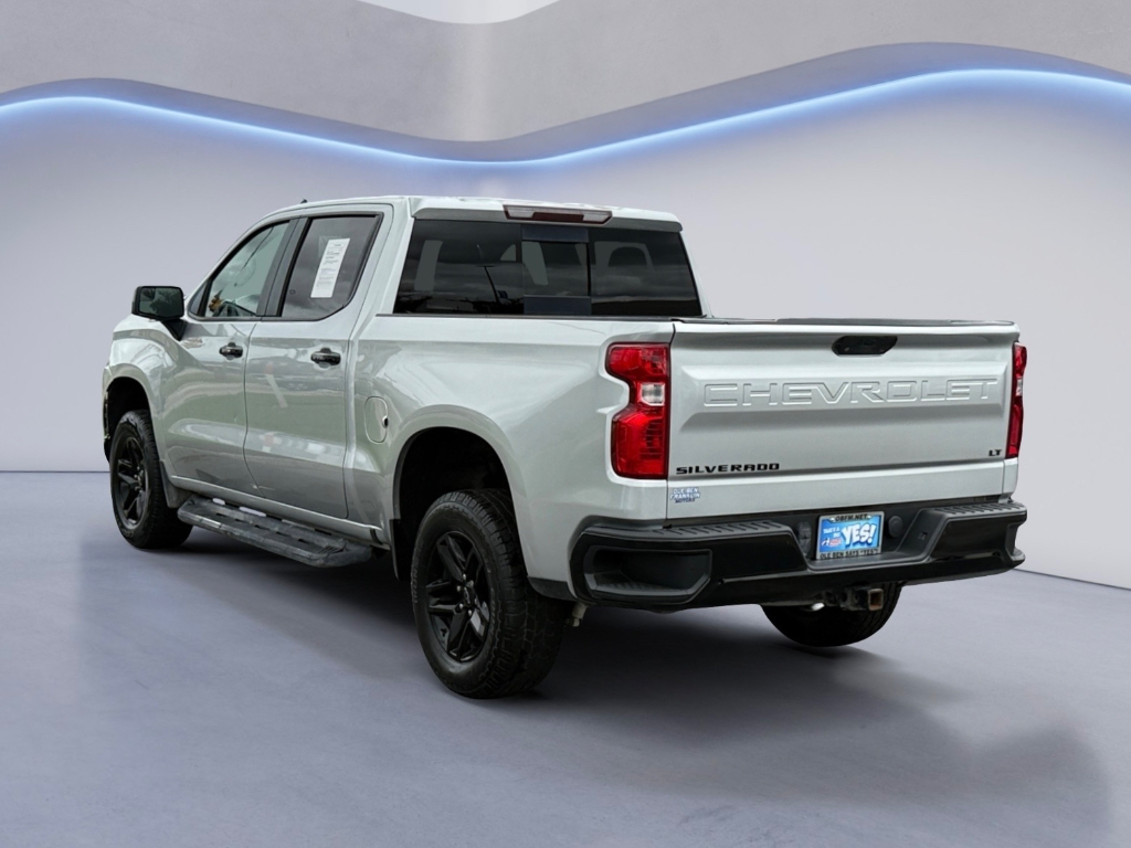 2021 Chevrolet Silverado image 5