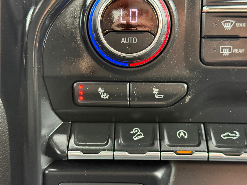 2021 Chevrolet Silverado image 30