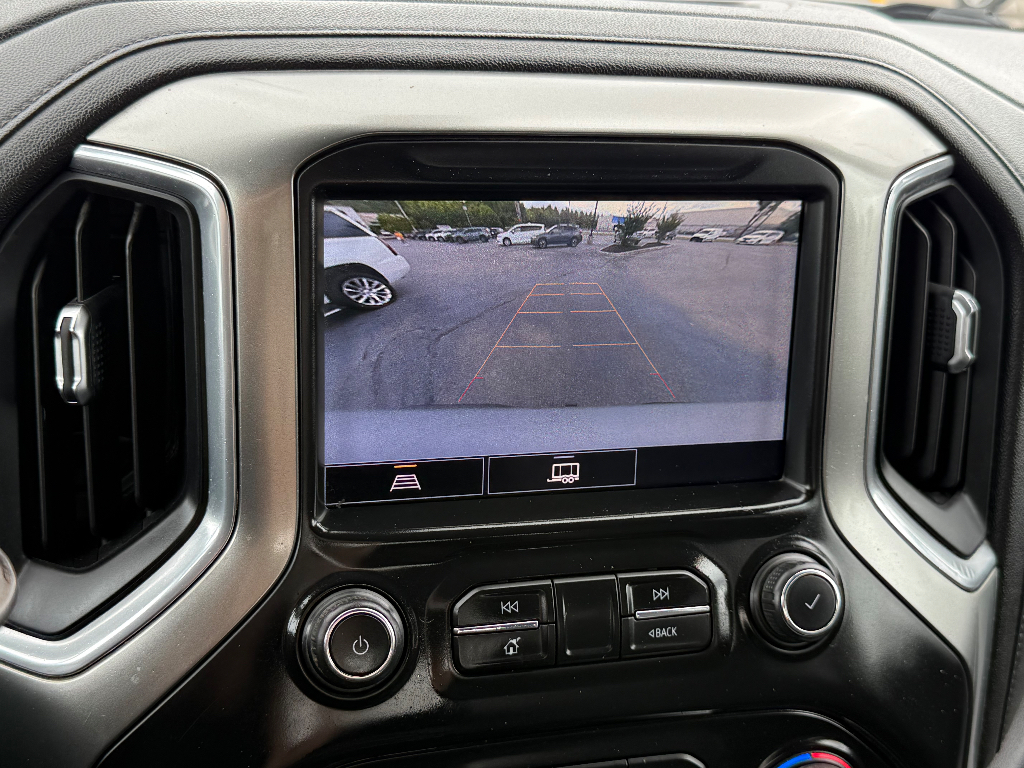 2021 Chevrolet Silverado image 33