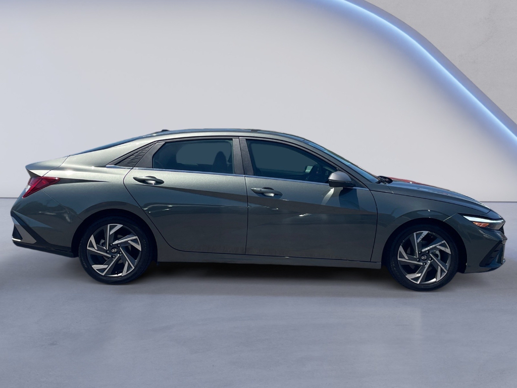 2025 Hyundai Elantra