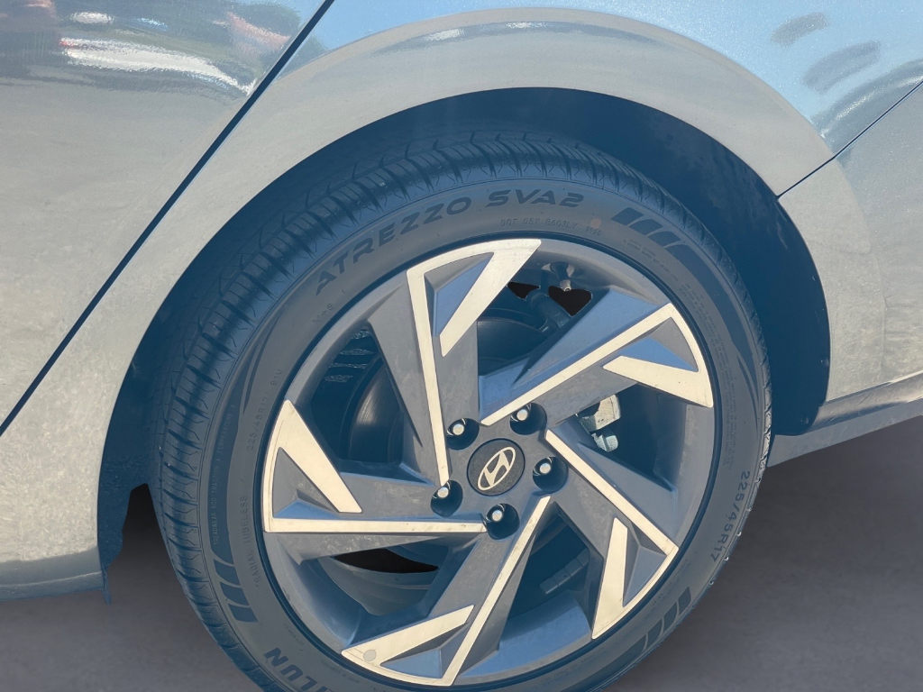 2025 Hyundai Elantra