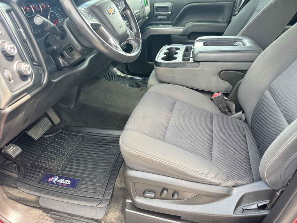 2018 Chevrolet Silverado image 10