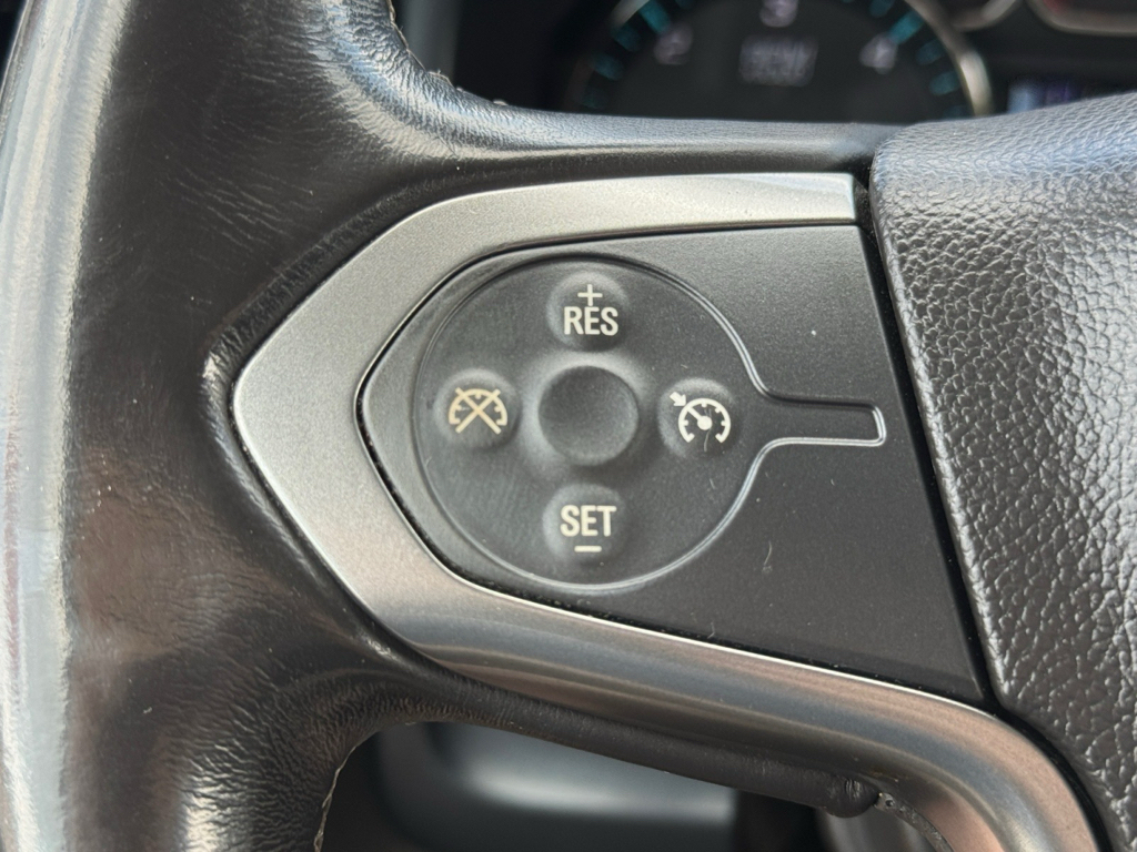 2018 Chevrolet Silverado image 20