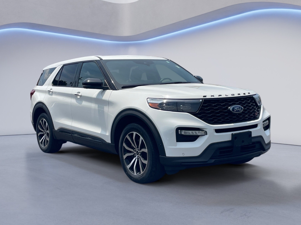 2021 Ford Explorer image 1