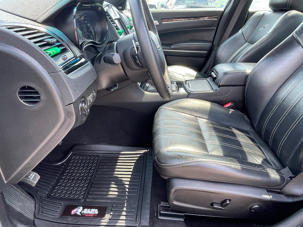 2023 Chrysler 300S