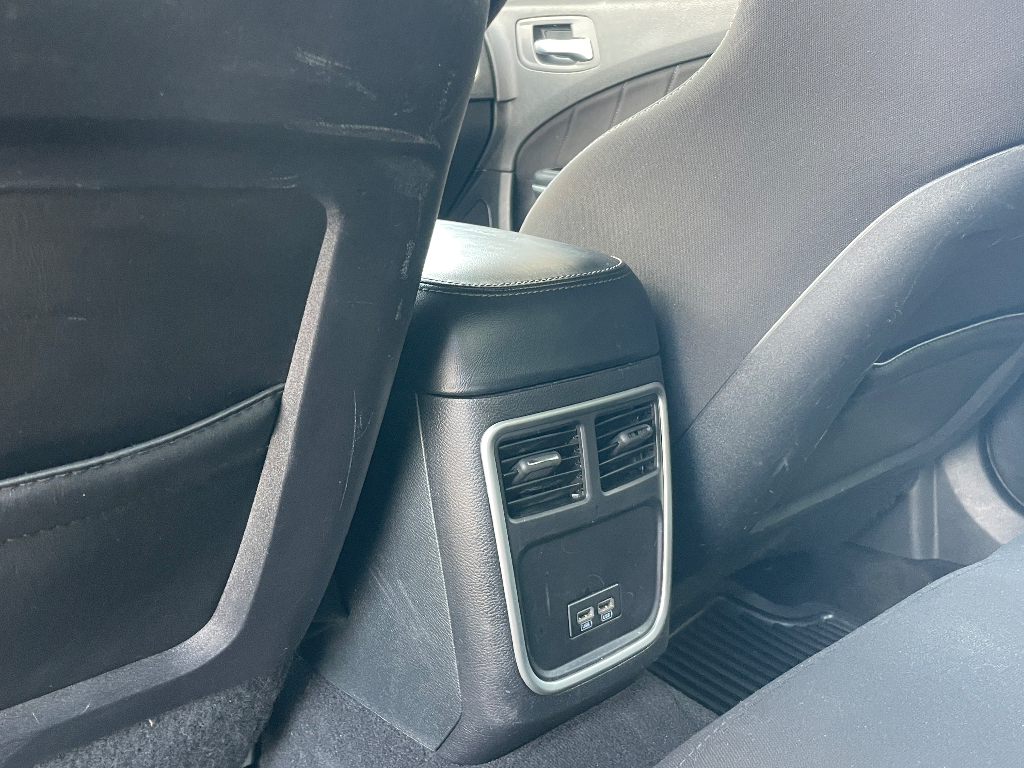 2021 Dodge Charger image 15