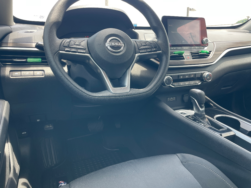 2024 Nissan Altima