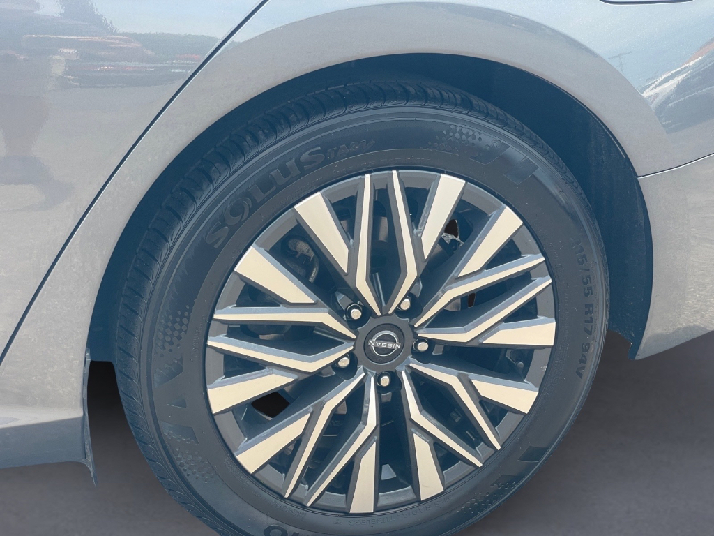 2024 Nissan Altima