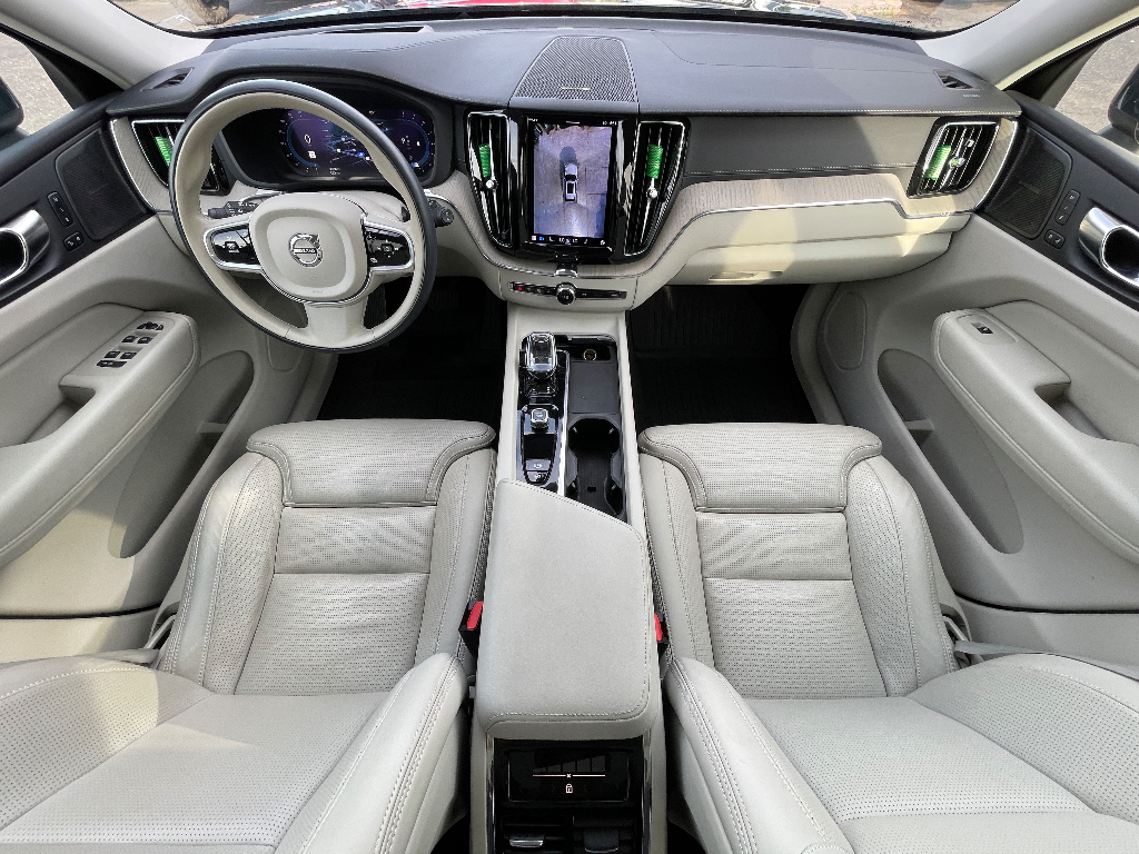 2022 Volvo XC60