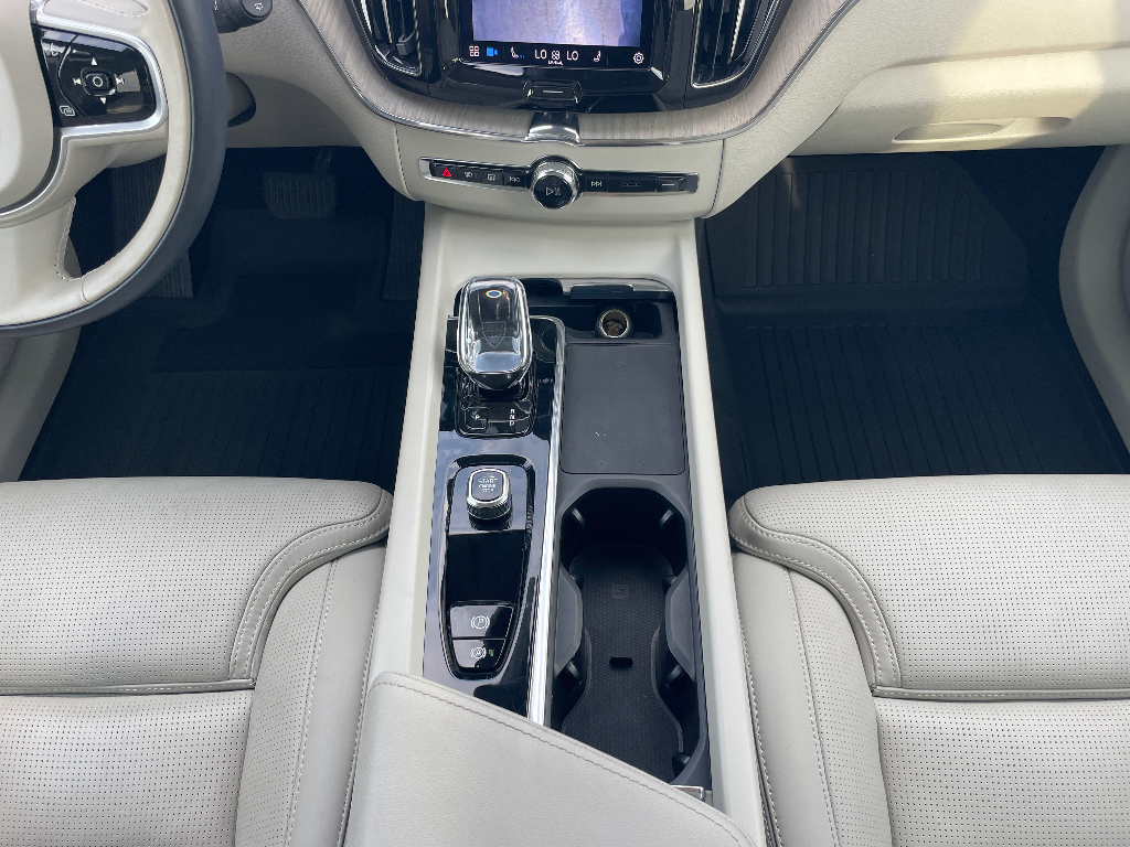 2022 Volvo XC60