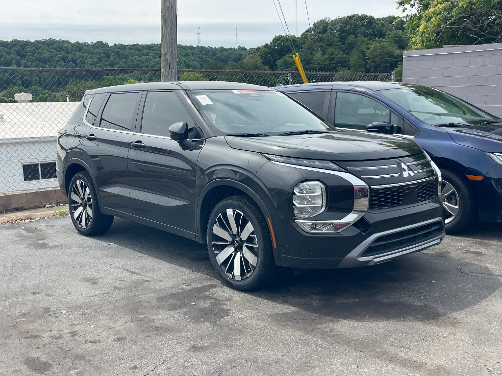 2025 Mitsubishi Outlander