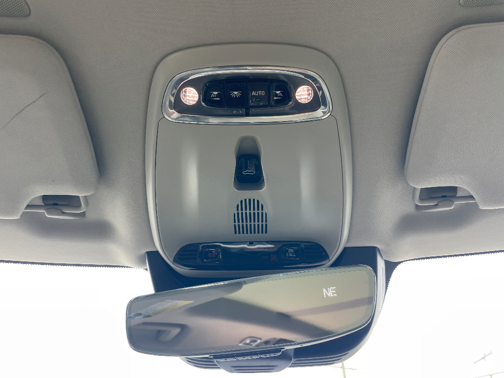 2021 Volvo XC90 image 11