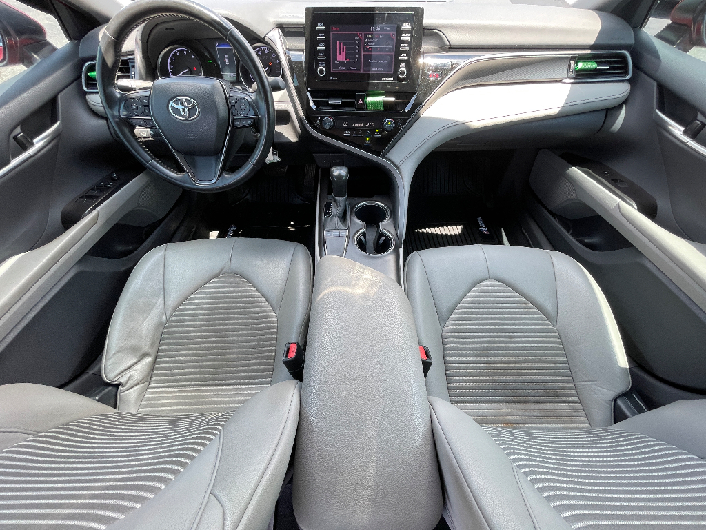2024 Toyota Camry image 3