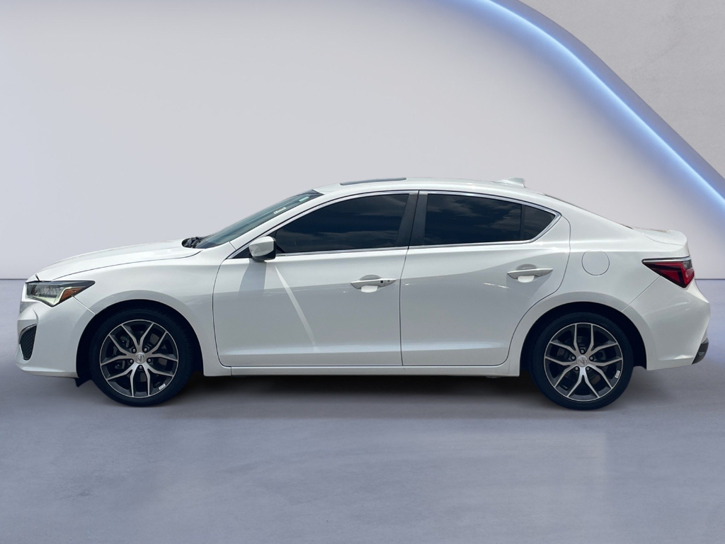 2022 Acura ILX image 21