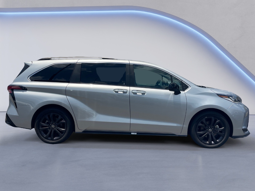 2022 Toyota Sienna image 19