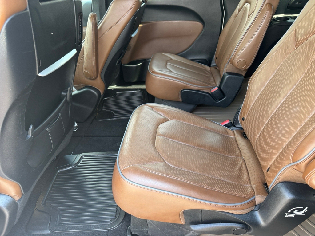 2019 Chrysler Pacifica image 9