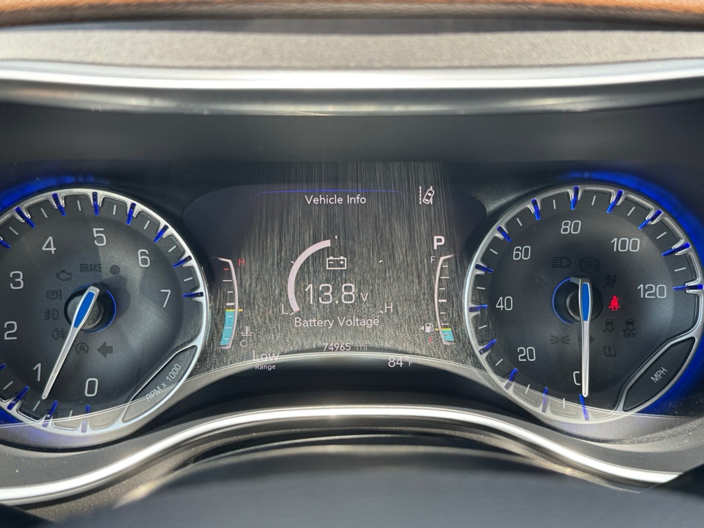 2019 Chrysler Pacifica image 22