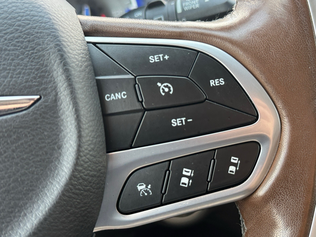 2019 Chrysler Pacifica image 23