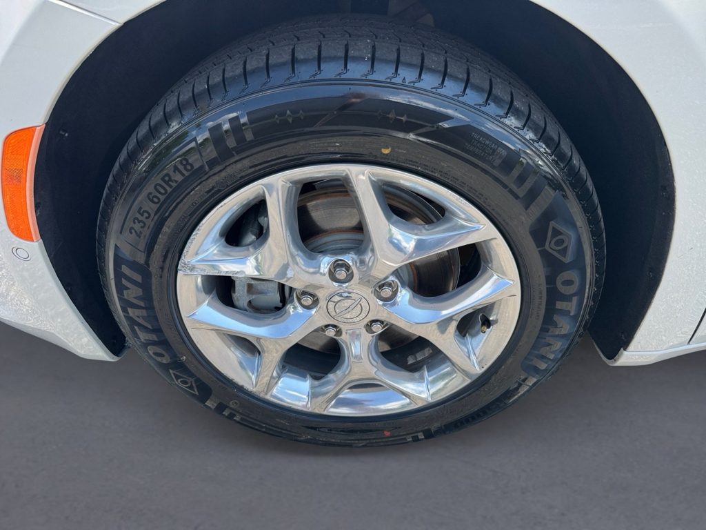 2019 Chrysler Pacifica image 11