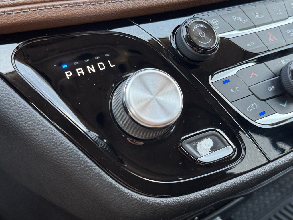 2019 Chrysler Pacifica image 24