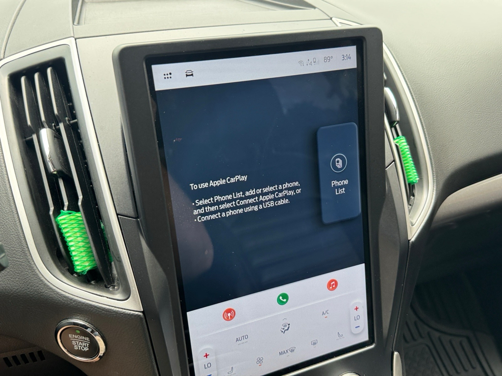 2024 Ford Edge image 23