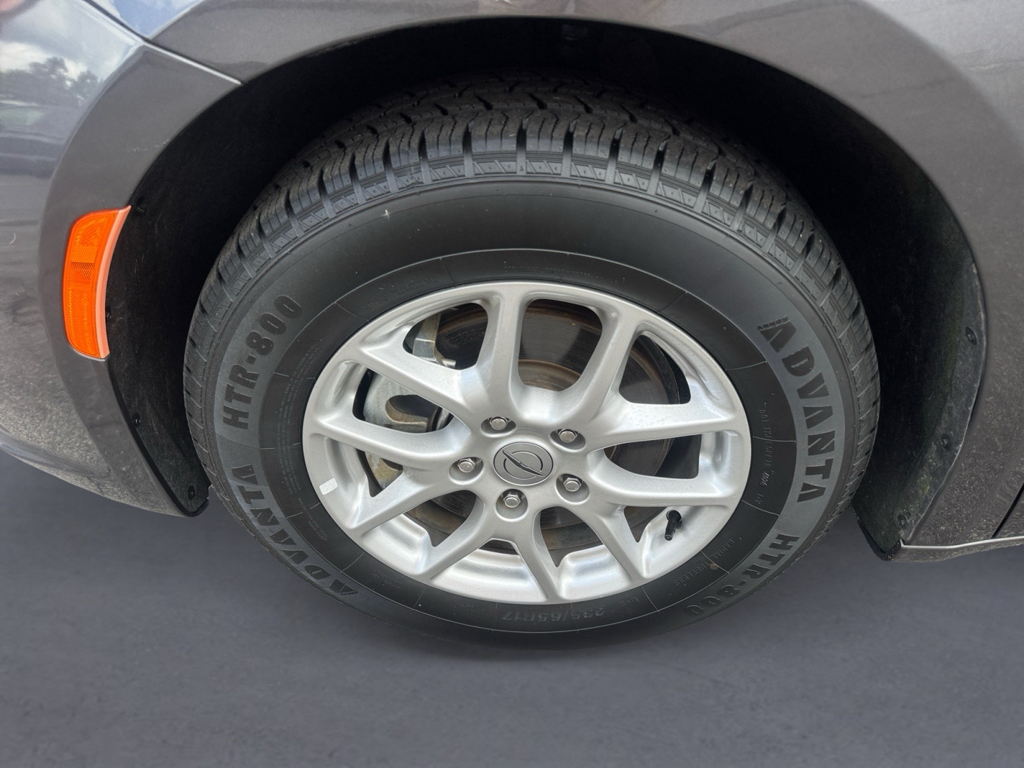 2023 Chrysler Pacifica image 11