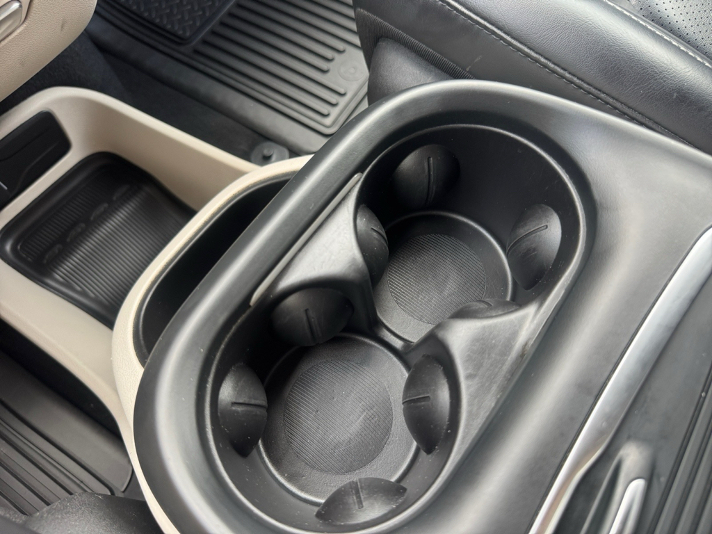 2023 Chrysler Pacifica image 27