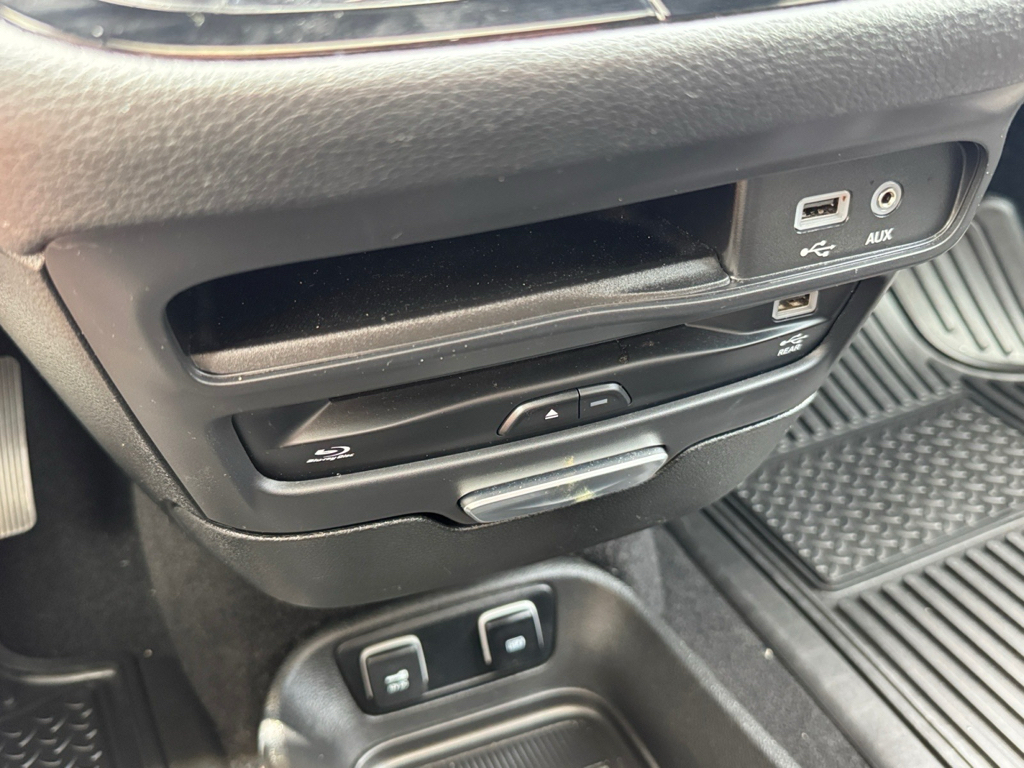 2019 Chrysler Pacifica image 27