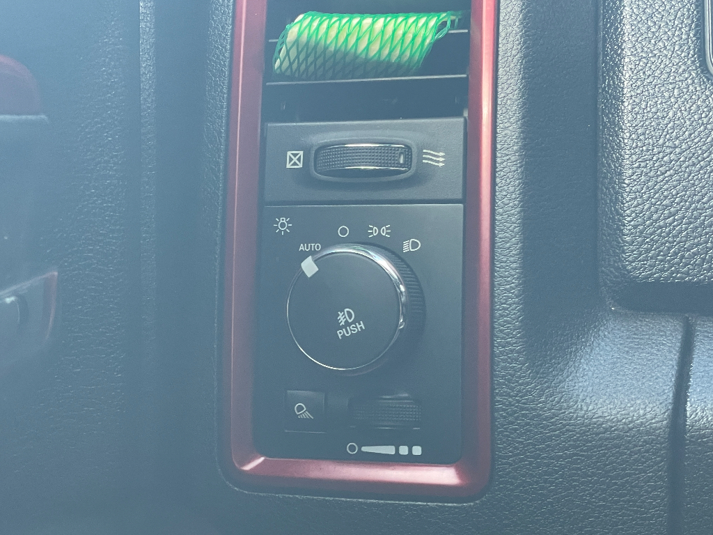 2016 Ram 1500 image 10