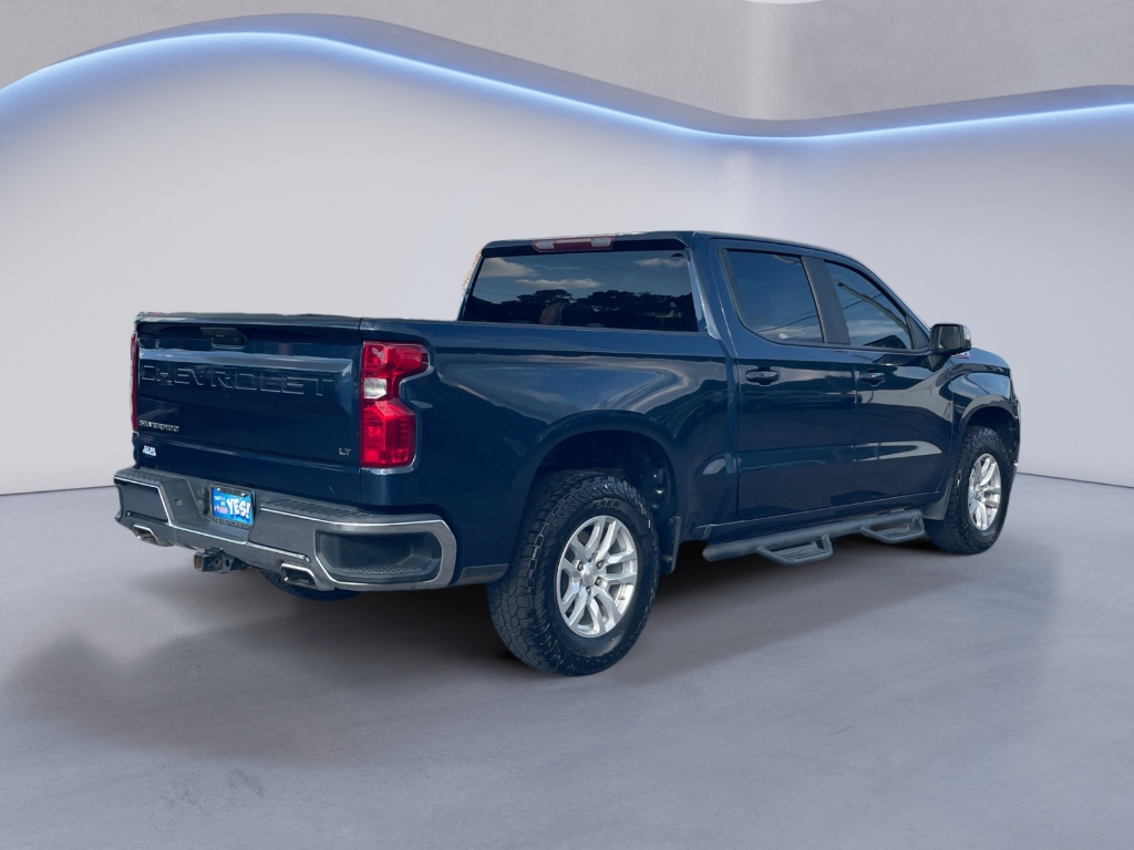 2022 Chevrolet Silverado image 18