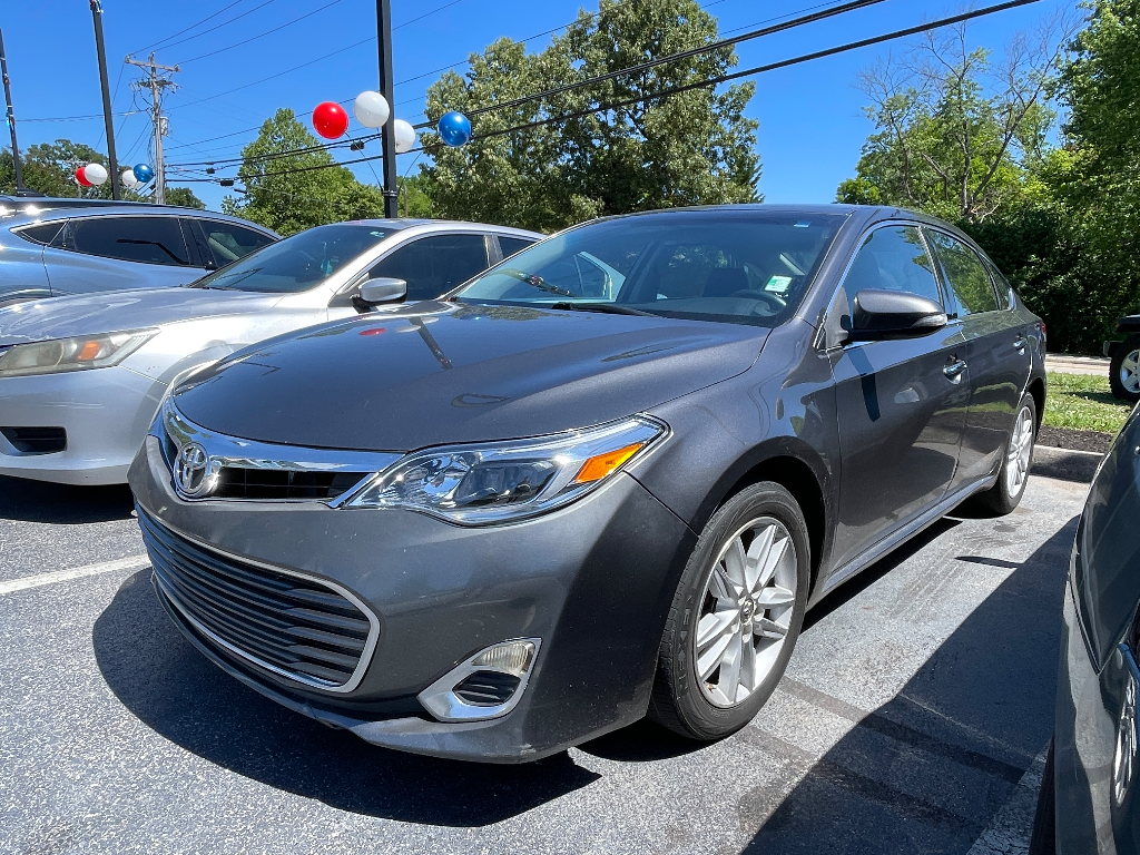 2013 Toyota Avalon image 3